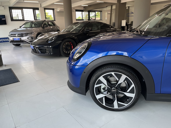 dealer showroom